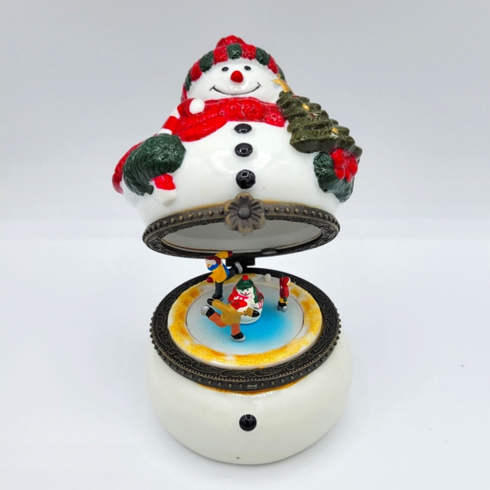 Mr. Christmas Animated Porcelain Snowman Music Box‎ Skating Scene Holiday Decor